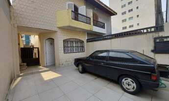 Imagem: Sobrado para venda possui 220 metros quadrados