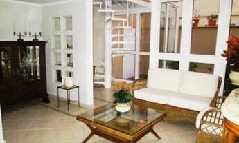 Imagem 7: Casa de 380 metros quadrados no bairro Alphaville Residencial 2 com 4 quartos