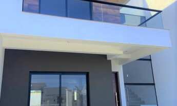 Imagem 2: Sobrado 3 dormitórios, bem localizado no centro de Imbé