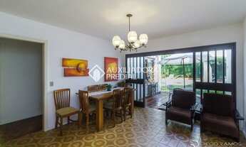 Imagem 7: PORTO ALEGRE - Casa Padrão - Chácara das Pedras