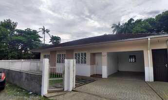 Imagem: CASA no IRIRIÚ com 4 quartos para LOCAÇÃO