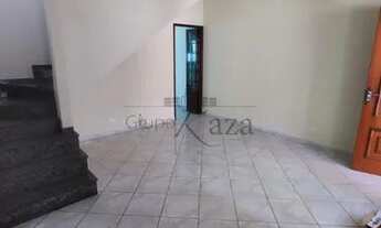 Imagem 3: Sobrado em Condomínio - Jardim Califórnia - Jacareí - 107m² - 2 Dormitórios, sendo 2 suíte