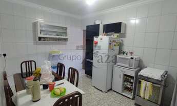 Imagem 3: Sobrado para venda tem 192 metros quadrados com 3 quartos