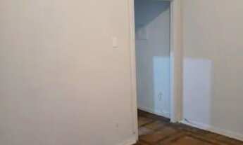 Imagem 2: ENORME SALA/2QTS NO CENTRO!!