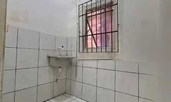 Imagem 4: Alugo casa de um quarto na Dorival Caymmi