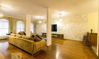 Imagem 2: Casa para Aluguel - Jardim Maia, 4 Quartos, 339 m2