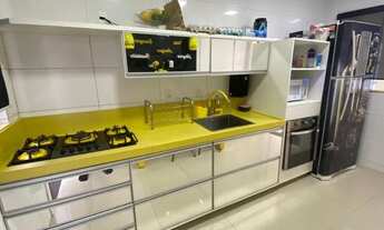 Imagem 6: Casa de condomínio para venda tem 180 metros quadrados com 4 quartos