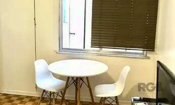 Imagem 7: Apartamento de 2 dormitórios no bairro Centro Histórico