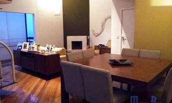 Imagem 7: Cobertura duplex com piscina e churrasqueira, Morumbi junto ao Portal, living com pé direi