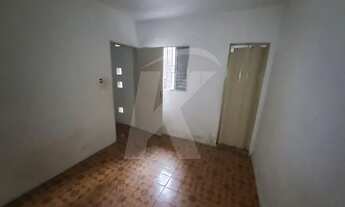 Imagem 2: Casa com 2 quartos , sala, cozinha, 2 banheiros e área de serviço