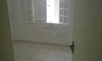 Imagem 6: Sobrado para aluguel tem 100 metros quadrados com 3 quartos