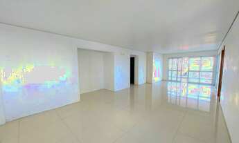 Imagem 5: Apartamento para venda com 220m2 com 3 suítes (1 apartamento por andar