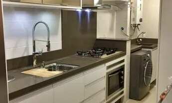 Imagem 4: Apartamento para venda possui 83 metros quadrados com 2 quartos em Abraão - Florianópolis