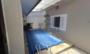 Imagem 4: Casa de condomínio para venda tem 240 metros quadrados com 4 quartos