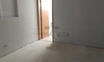 Imagem 5: Lindíssima Casa - Condomínio Residencial Fogaça - Jacareí - 170m² - 3 Dorm/ 1 Suíte