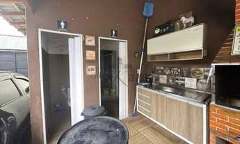 Imagem 6: Imóvel para aluguel tem 175 metros quadrados com 2 quartos