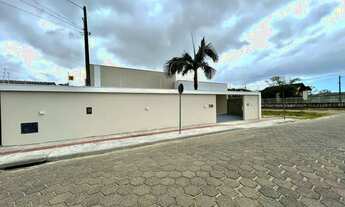 Imagem 2: CASA COM DOIS DORMITÓRIOS (SENDO UMA SUÍTE) *** ÓTIMA LOCALIZAÇÃO *** ARARANGUÁ