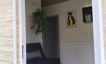 Imagem 4: Casa de praia no mar aberto