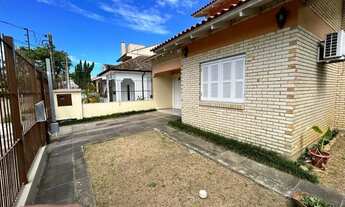 Imagem 2: Casa 3 dormitórios no bairro Teresópolis em Porto Alegre para Alugar