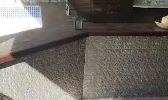 Imagem 5: Casa com 5 suítes, possui 5 vgs cobertas, área gourmet e depósito Valentina Miranda - Mac