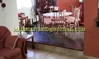 Imagem 6: Casa térrea em Atibaia, 229 m2 área construída, 03 dormitórios, escritório, piscina e chur