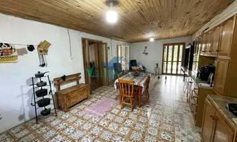 Imagem 6: Velleda oferece magnífico sítio completo em Águas Claras, galpão, piscina, galinheiro e fr