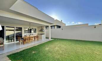 Imagem 2: Sobrado no Portal do Sol Green Casa em Condomínio com 3 Quarto(s) e 4 banheiro(s) à Venda