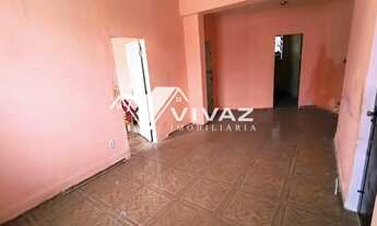 Imagem 2: Casa frente de Rua no Engenho de Dentro com 02 Quartos Quintal e Terraço