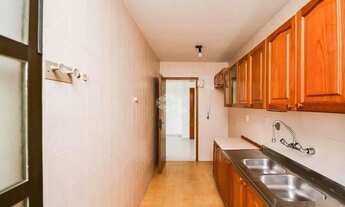 Imagem 7: Apartamento de 2 quartos com sacada e vaga de garagem no Petrópolis em Porto Alegre