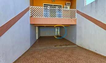 Imagem 2: Casa Residencial com 4 quartos para alugar por R$ 2600.00, 286.30 m2 - SANTA MONICA - LOND