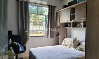 Imagem 3: Apartamento Térreo Modernizado com 2 Quartos e Amplo Espaço de Lazer em Quintal! M83S