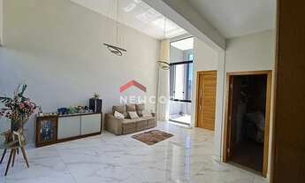 Imagem: Casa em Avenida Sabarabuçu - Villa Real