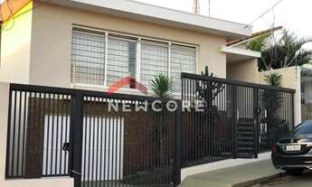 Imagem: Casa de Vila em Rua Pedro de Barros Filho