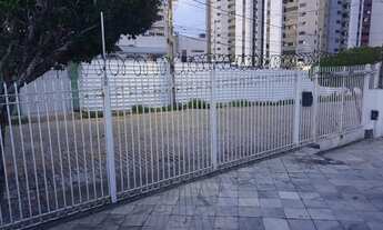 Imagem: Casa para venda possui 370 metros quadrados