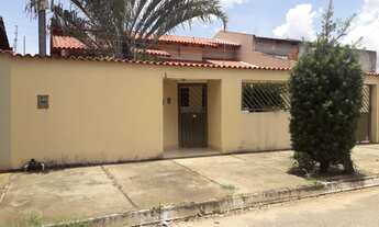 Imagem 4: Casa para venda com 186 metros quadrados com 3 quartos em Estância Itaguaí - Caldas Novas