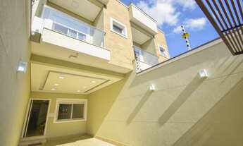 Imagem 3: Sobrado para venda possui 198 metros quadrados com 4 quartos sendo todos com suítes