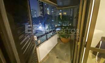 Imagem 2: Apartamento para venda tem 274 metros quadrados com 3 quartos em Campo Belo - São Paulo