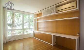 Imagem 3: Cobertura Duplex Reformada a venda com 272m2 com 3 Quartos - 1 Suíte - 2 Vagas na Gávea