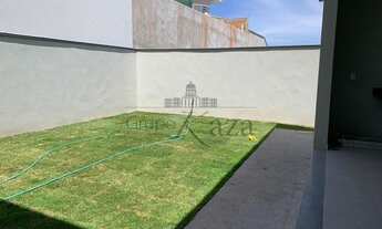 Imagem 4: Estuda proposta - Casa de condomínio térrea para venda tem 260 m2 com 4 quartos