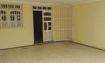 Imagem 2: EXCELENTE CASA COM 150M², 03 QUARTOS E 04 VAGAS NA PARQUELÂNDIA