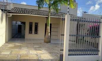 Imagem 2: Urgente vendo ótima casa ao lado do shopping Reis magos na Avenida Maria Lacerda