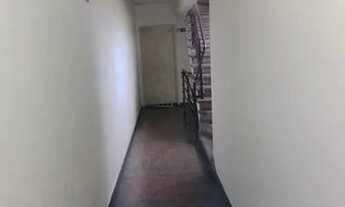 Imagem 2: IMOBILIÁRIA SCHOTKIS ALUGA APARTAMENTO 01 DORMITÓRIO, NA AV. AZENHA, 3º ANDAR, DE CENTRO