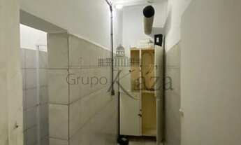 Imagem 2: Lindo Ponto Comercial - 270m² - ideal para lanchonete, restaurante e bem localizado