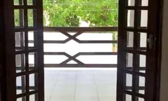 Imagem 2: Uma casa com dois pavimentos. Juazeiro do Norte ceará