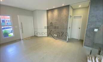 Imagem 2: Casa para venda com 250 metros quadrados com 3 quartos em Urbanova