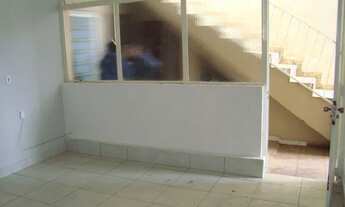 Imagem 2: Casa de vila para aluguel possui 60 metros quadrados com 4 quartos