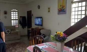 Imagem 5: Casa para venda tem 230 metros quadrados com 4 quartos em Jardim Portugal - São José dos C