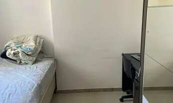 Imagem 3: 2 quartos de frente, sol da manhã, com vaga coberta, e com 64m²