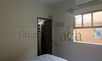 Imagem 5: Casa de condomínio térrea para venda tem 120 metros quadrados com 3 quartos