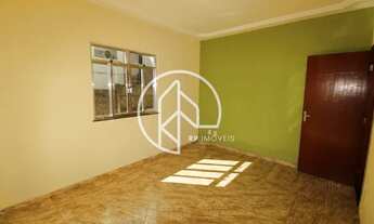 Imagem 2: Casa de 3 quartos com terraço e garagem para 4 carros próximo a UFJF!